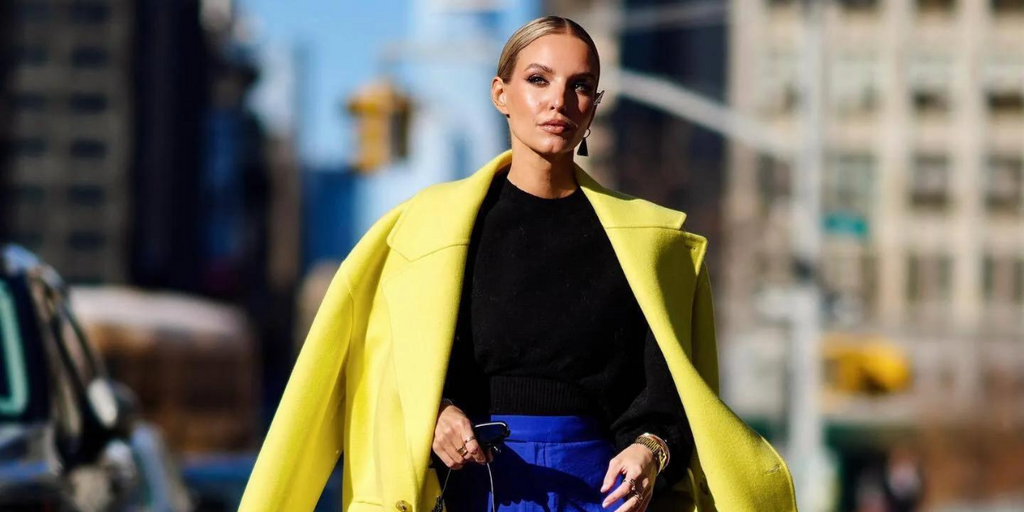 BLUE-YELLOW AS A GLOBAL TREND
